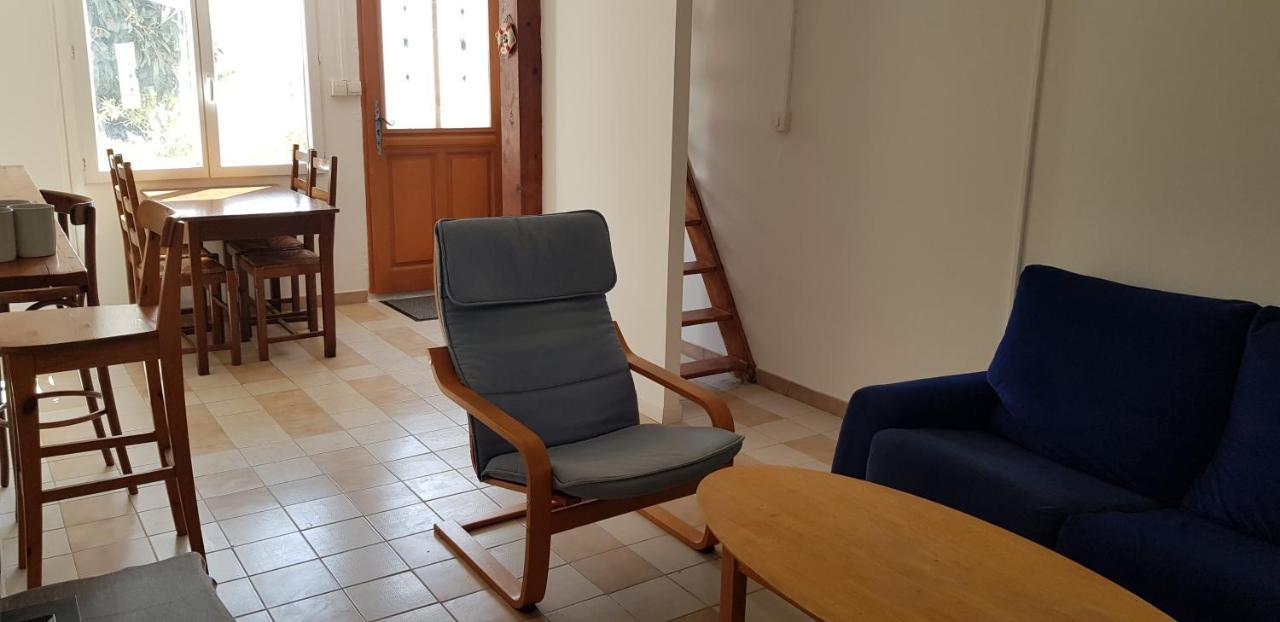 Petite Maison Refaite A Neuf Dans Mas Du 19Eme Siecle Arles Luaran gambar